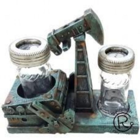 Oil Digging Salt & Pepper Holder